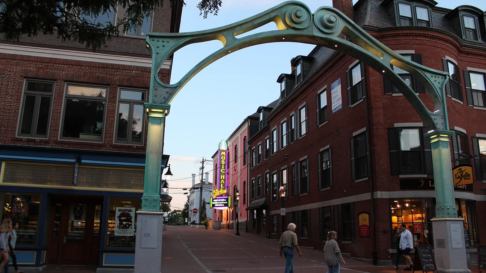 A Hidden Theater in the Portsmouth Downtown Historic District
